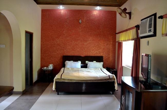 Kangs Nirvana Resorts And Spa Mahalpur Екстериор снимка
