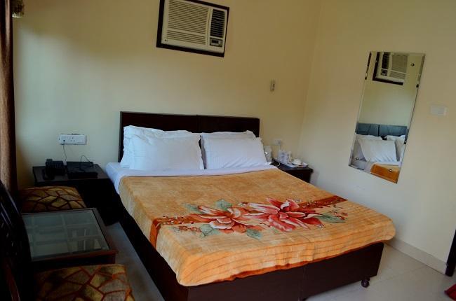 Kangs Nirvana Resorts And Spa Mahalpur Екстериор снимка
